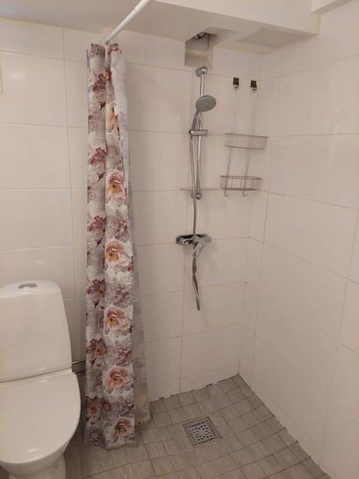Laegenhet Pa Landet Naera Stan Apartment Jonsered Exterior foto