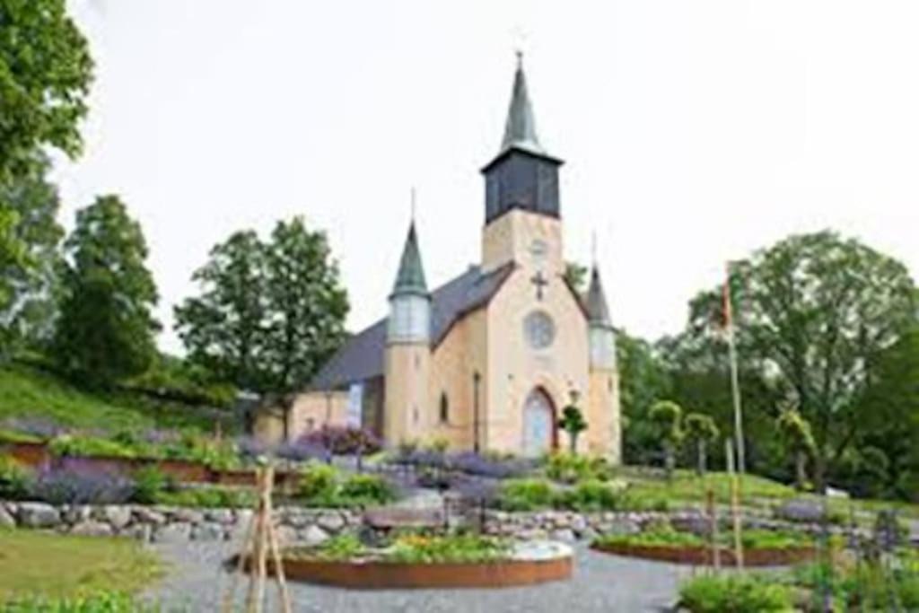 Laegenhet Pa Landet Naera Stan Apartment Jonsered Exterior foto