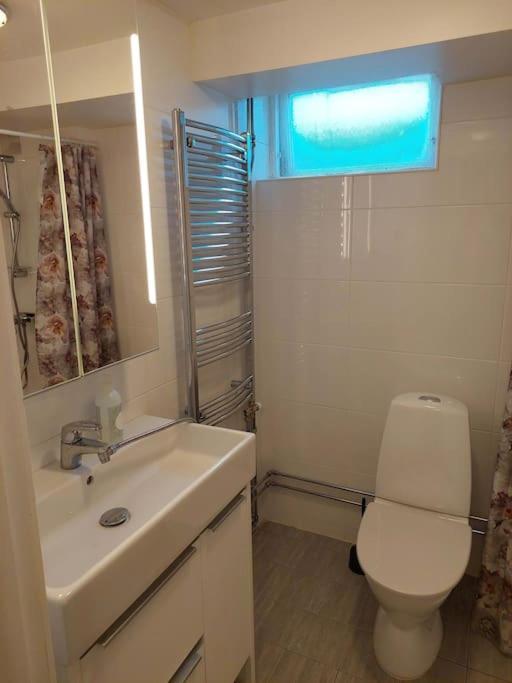 Laegenhet Pa Landet Naera Stan Apartment Jonsered Exterior foto